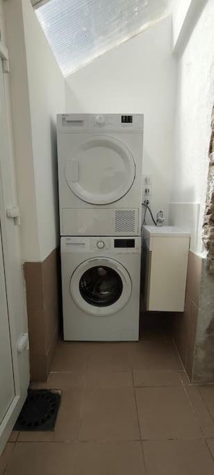 Apartment Duplex Contemporain Dans Maison Du Xviieme Siecle *