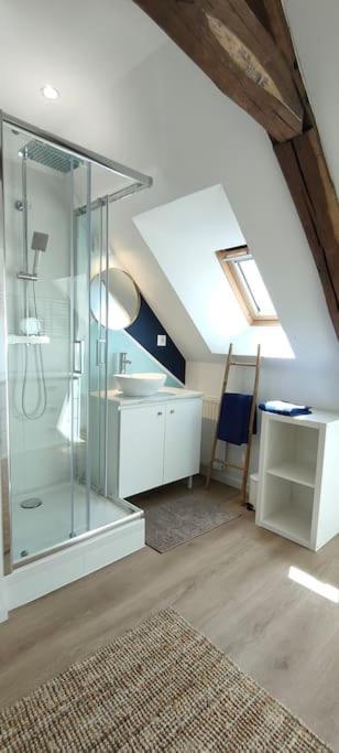 Apartment Duplex Contemporain Dans Maison Du Xviieme Siecle