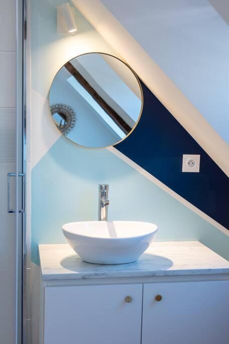Apartment Duplex Contemporain Dans Maison Du Xviieme Siecle *